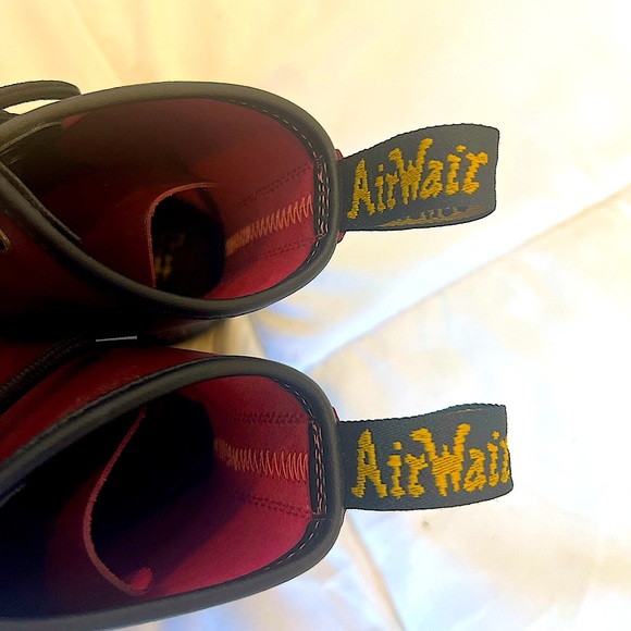 NWOT Dr. Marten's Zavala Women's Combat Boot - Picture 4 of 5